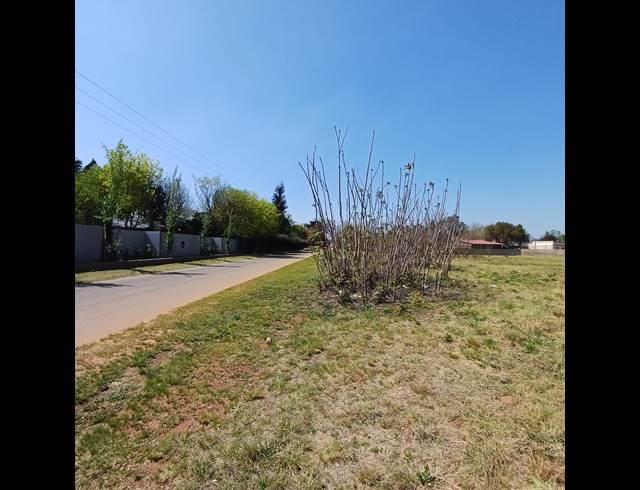 2,000M² VACANT LAND FOR SALE IN HENLEY ON KLIP